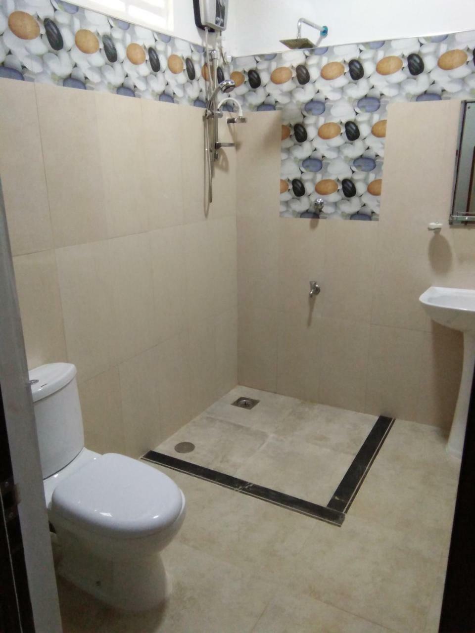 Amaya River Side Homestay Сигирия Екстериор снимка